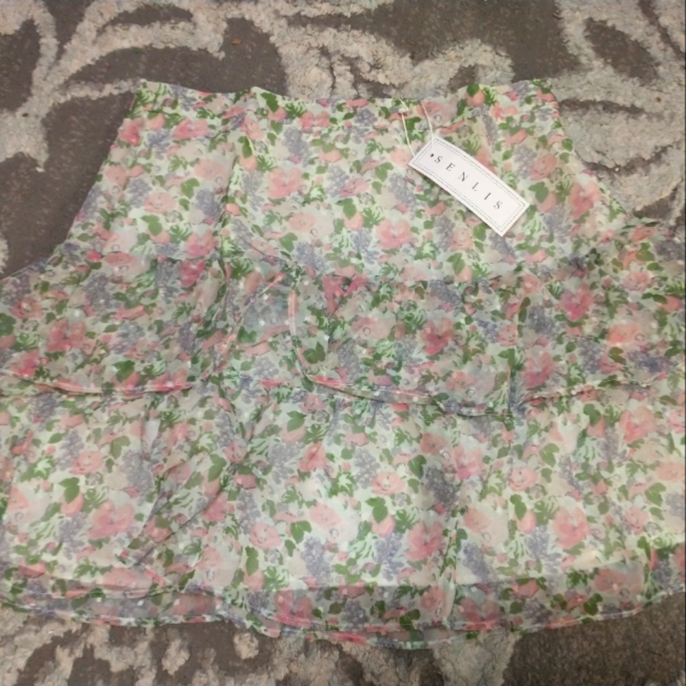 NEW Senlis floral mini skirt